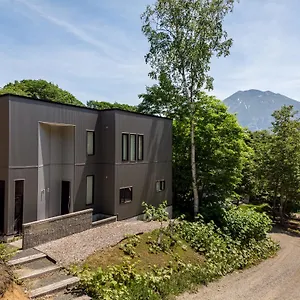 Owl House Niseko 別荘